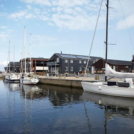 5 Person In شقة بوجنسي